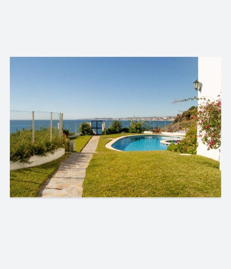 Espectacular Apartamento En Primera Linea De Playa Benalmádena Exterior foto
